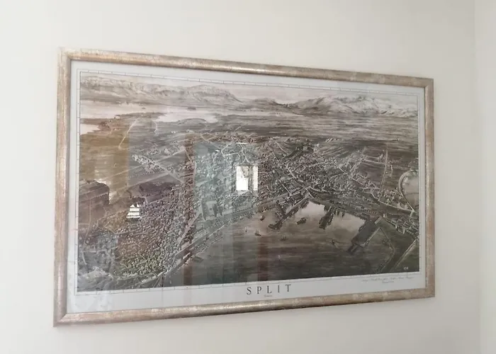 Viking - In The Old Town Of Apartman Split