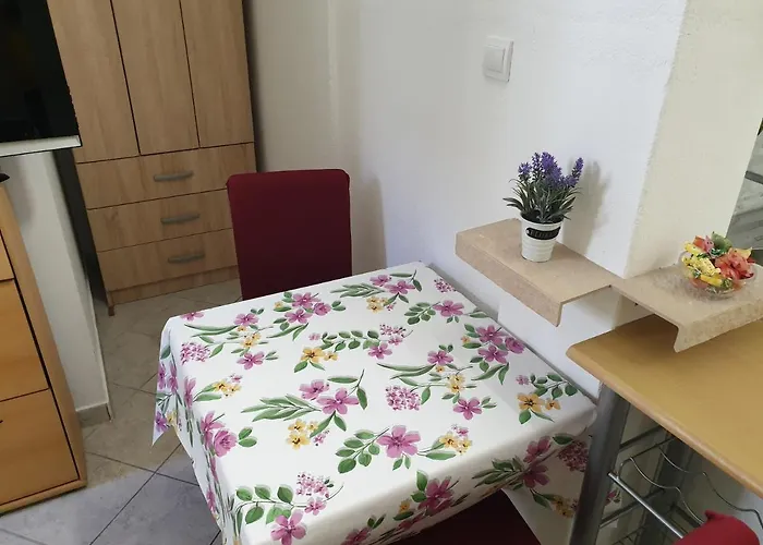 Viking - In The Old Town Of Apartman *