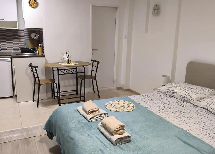 Viking - In The Old Town Of Apartman Split